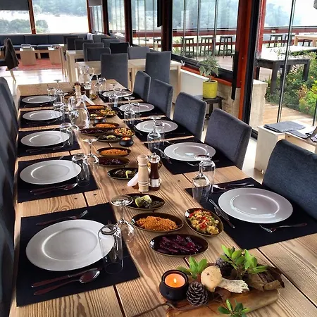 Urla Bagevi Hotel Yagcilar