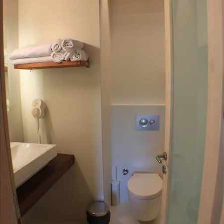 Hotel Urla Bagevi