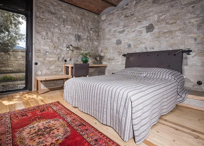 Urla Bagevi Отель *